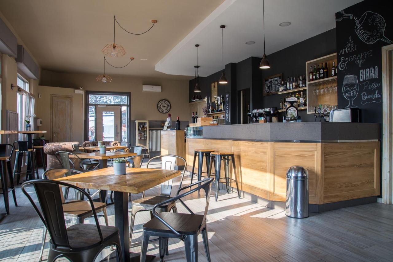 Locanda La Castellana Castello d'Agogna Zewnętrze zdjęcie
