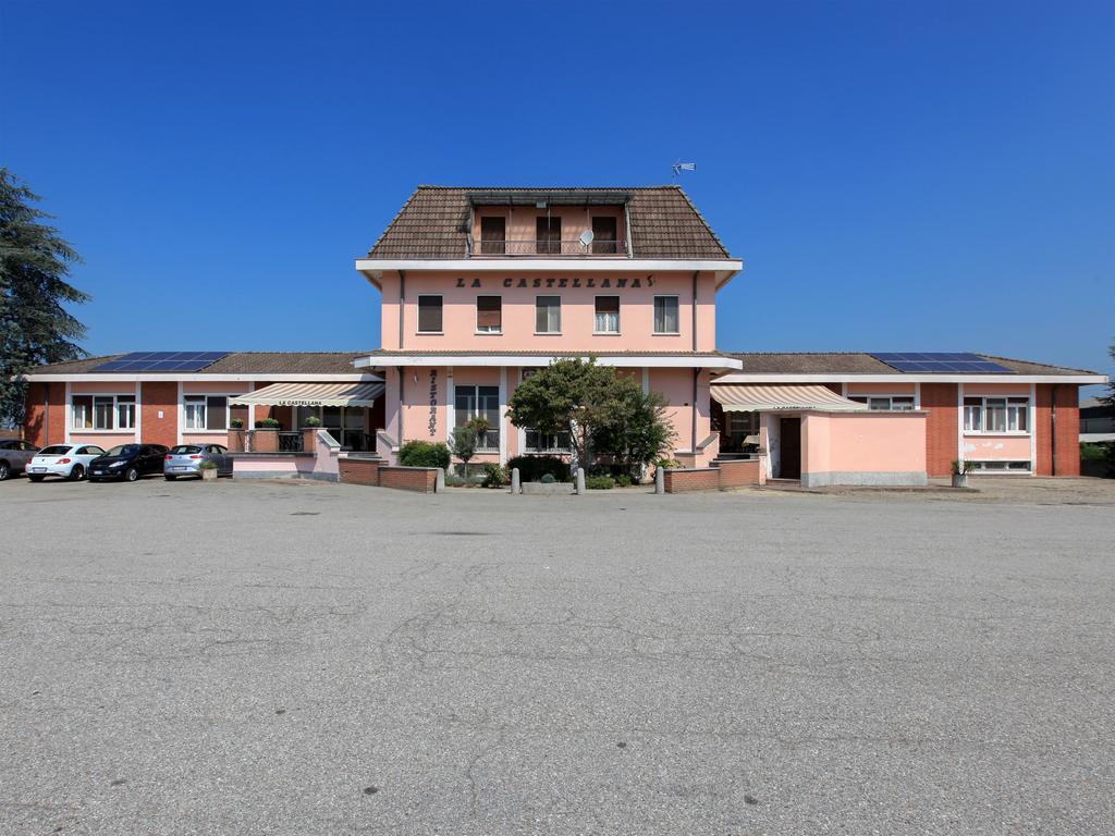 Hotel Locanda La Castellana Castello d'Agogna Zewnętrze zdjęcie